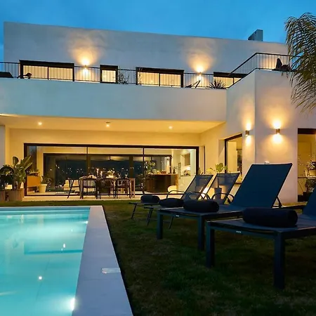 Villa Sitges Casa Selva 7 Minutos De Sitges En Coche Diseno Comodidad Nueva Ideal Vacaciones *